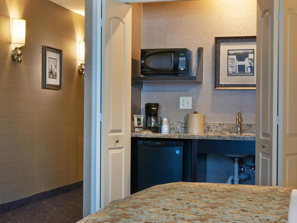 Amish View Inn And Suites 15/41