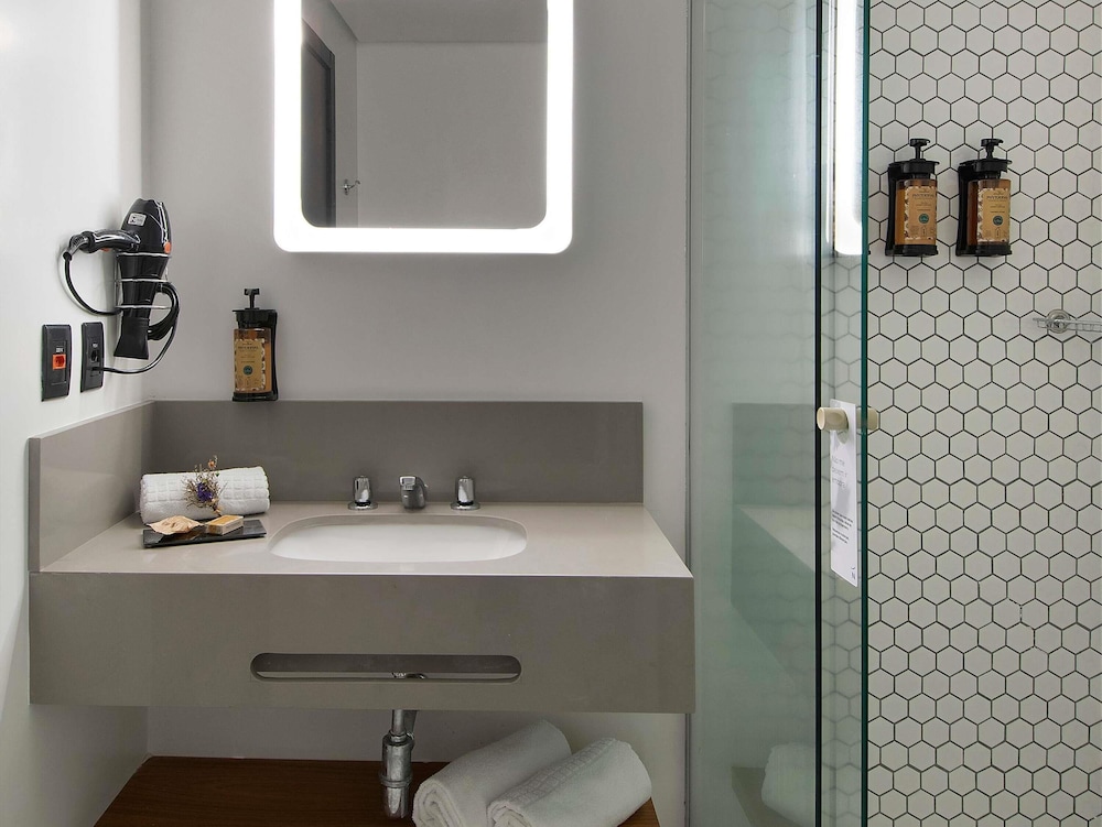 Novotel Porto Alegre Tres Figueiras 50/50