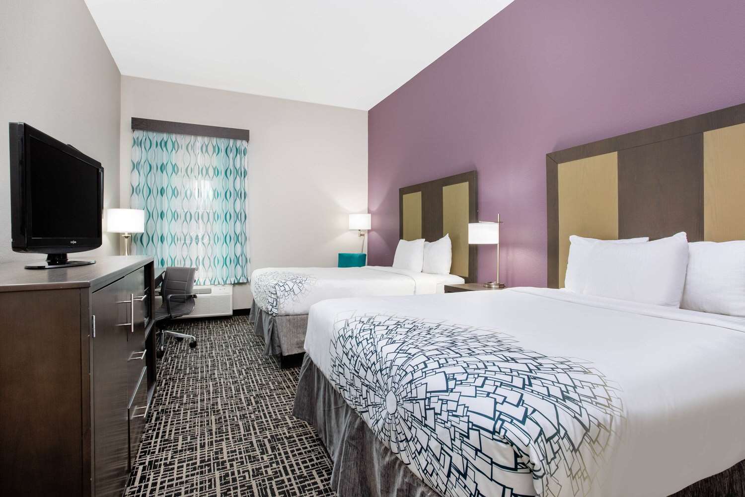 La Quinta Inn Suites Hillsboro 10/46