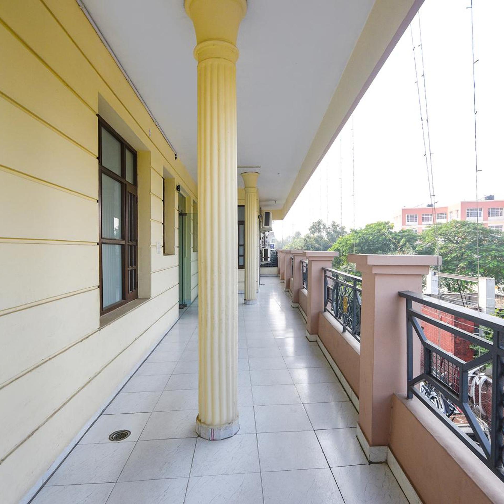 Hotel Surya Palace 1/25