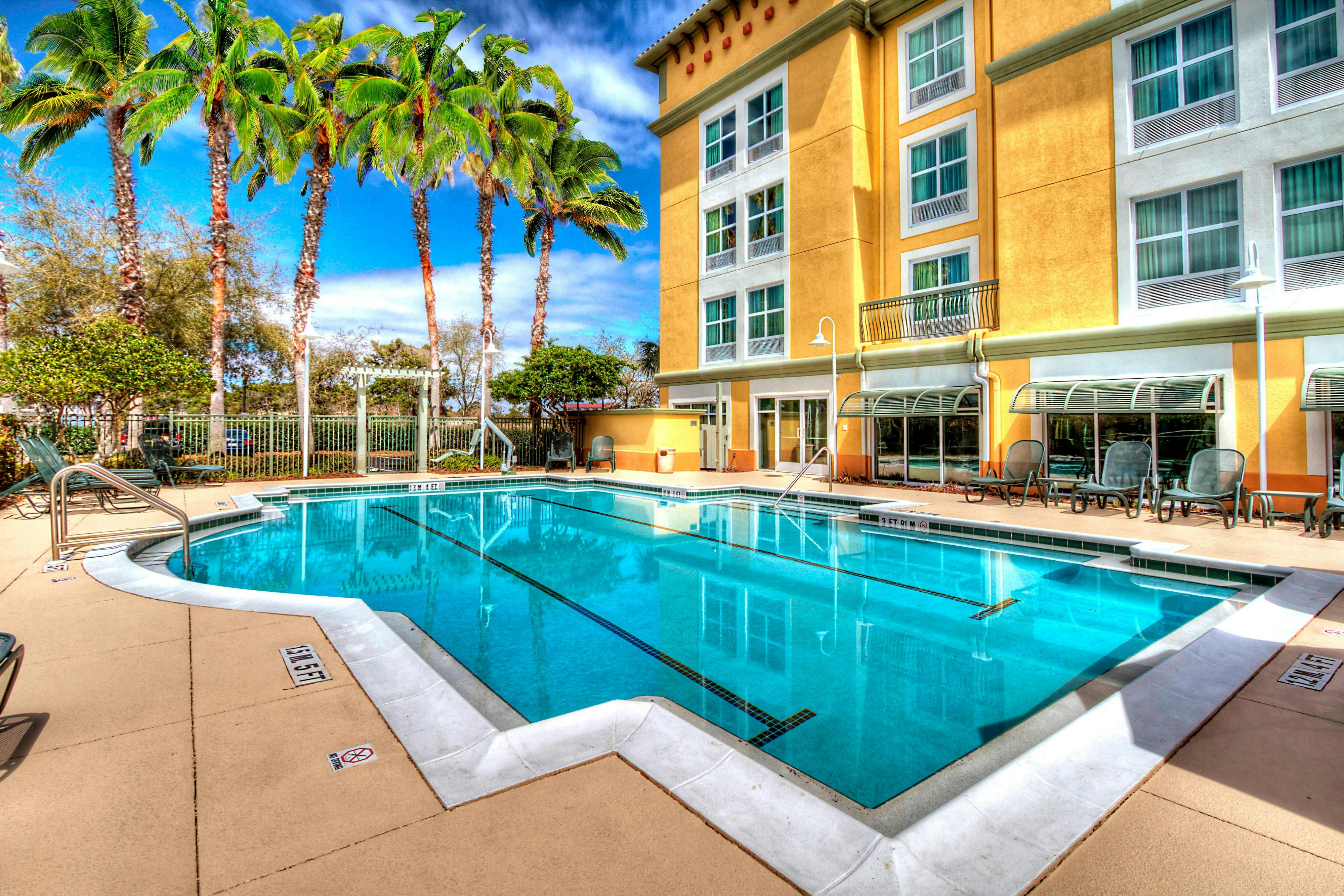 Fairfield Inn Suites By Marriott Destin 17/19