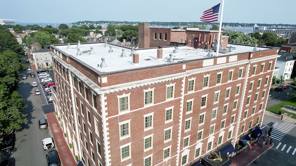 Hawthorne Hotel 3/69