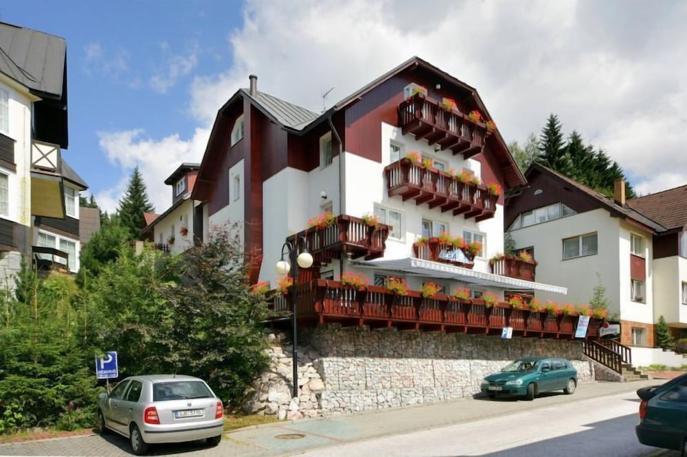 Pension Alba 20/24