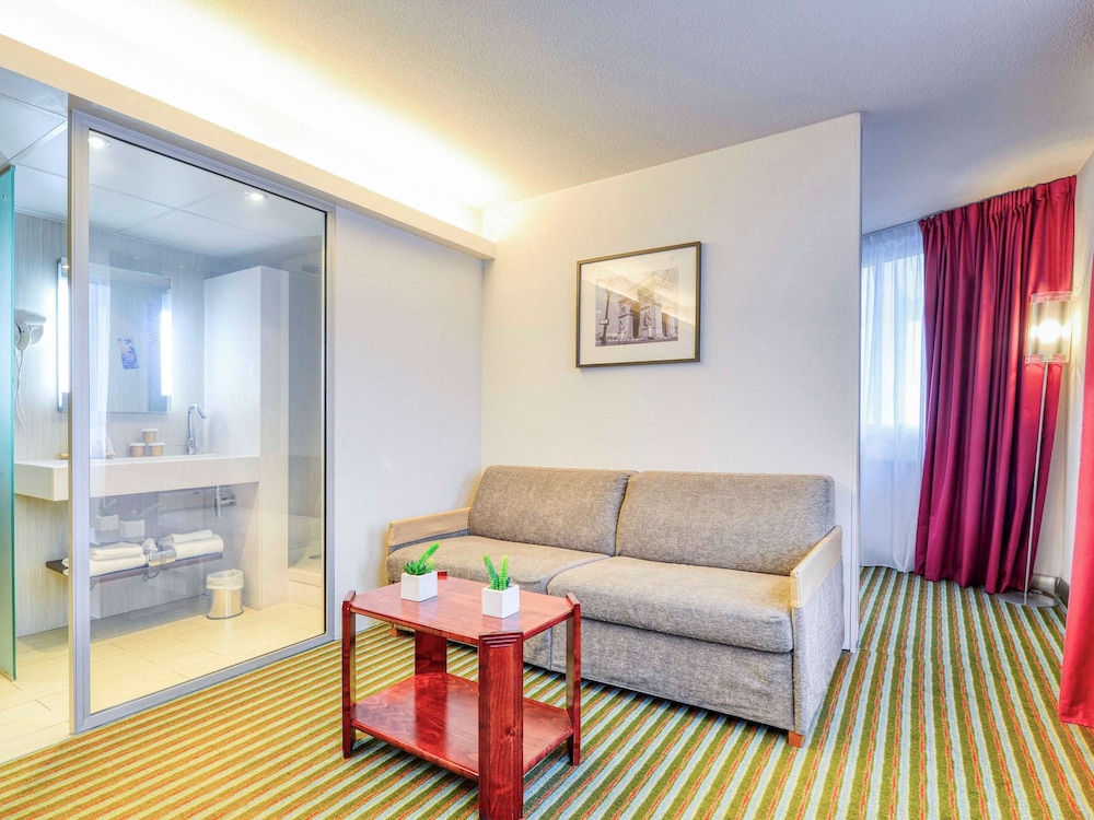 Mercure Paris Ivry Quai de Seine Hotel 39/79