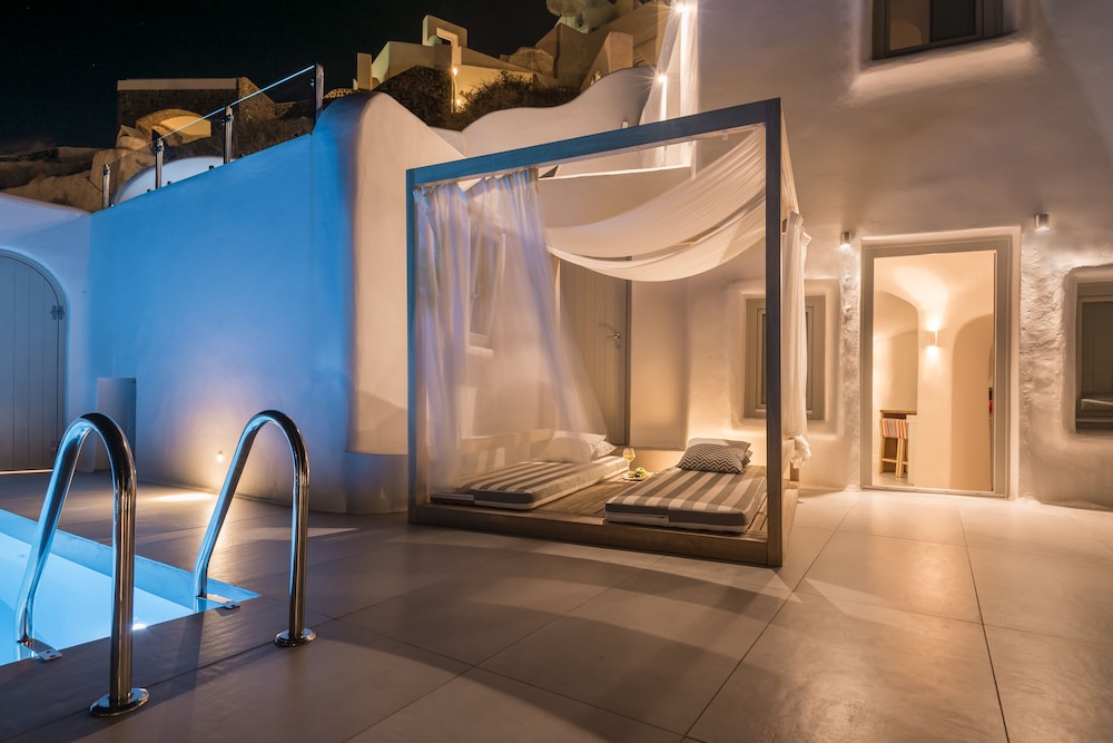 Elite Luxury Suites 28/50