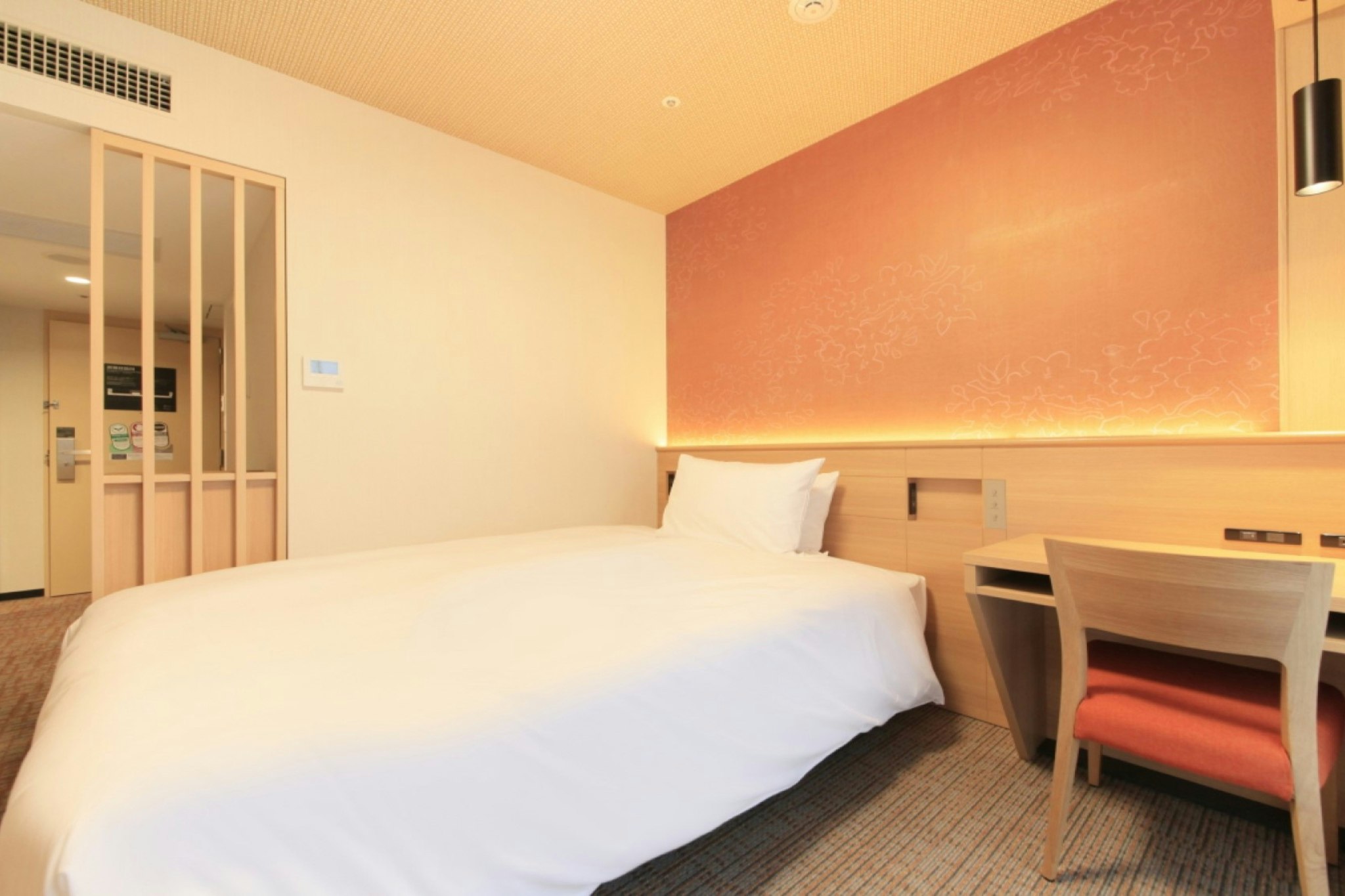 ROOM, DOUBLE BED, SMOKING