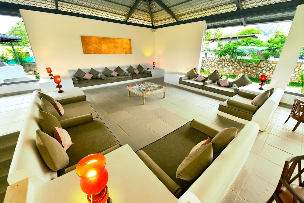 Tatsaraasa Resort and Spa Udaipur 16/40