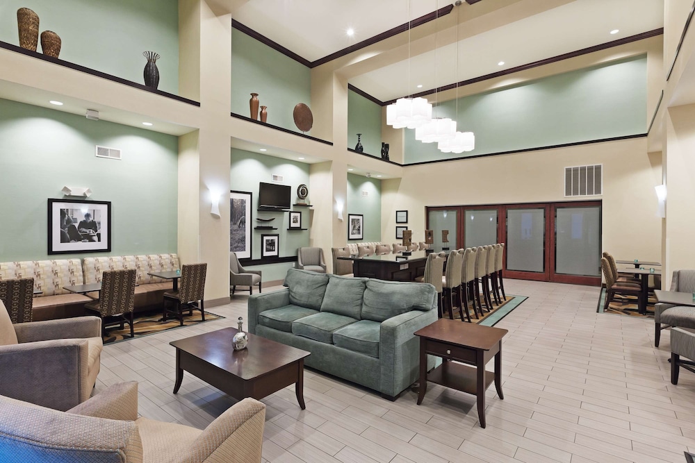 Hampton Inn & Suites Liberal 19/36