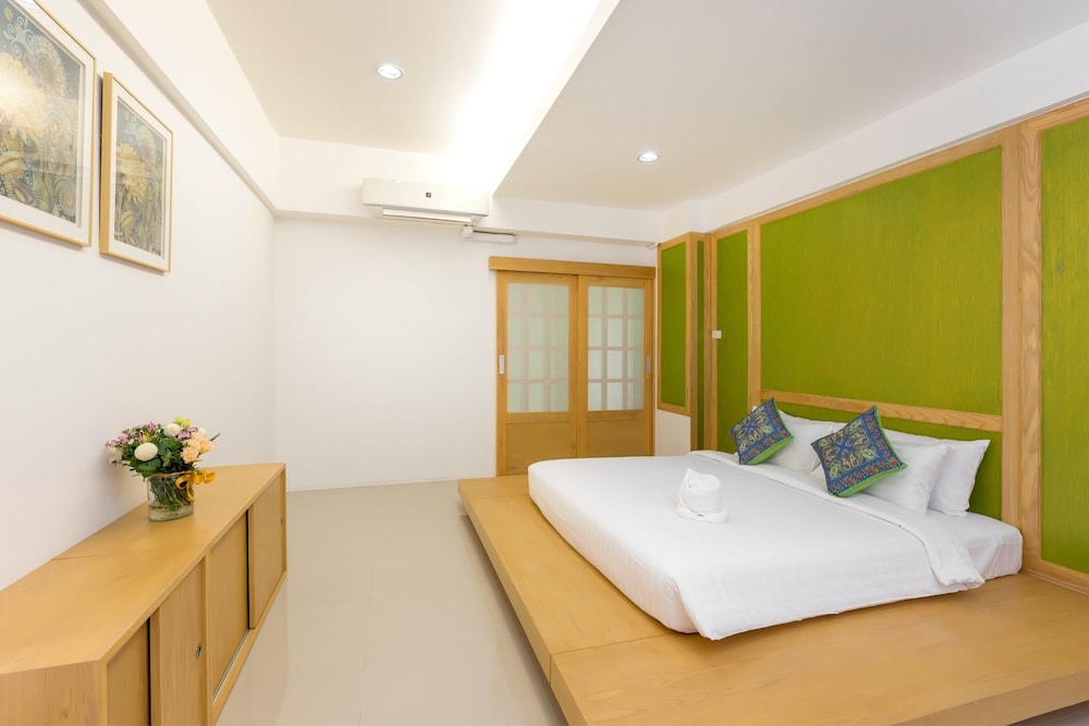 At115 by Rompo Mansion 26/80
