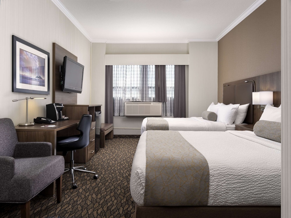 Best Western Plus Carlton Plaza Hotel 15/43
