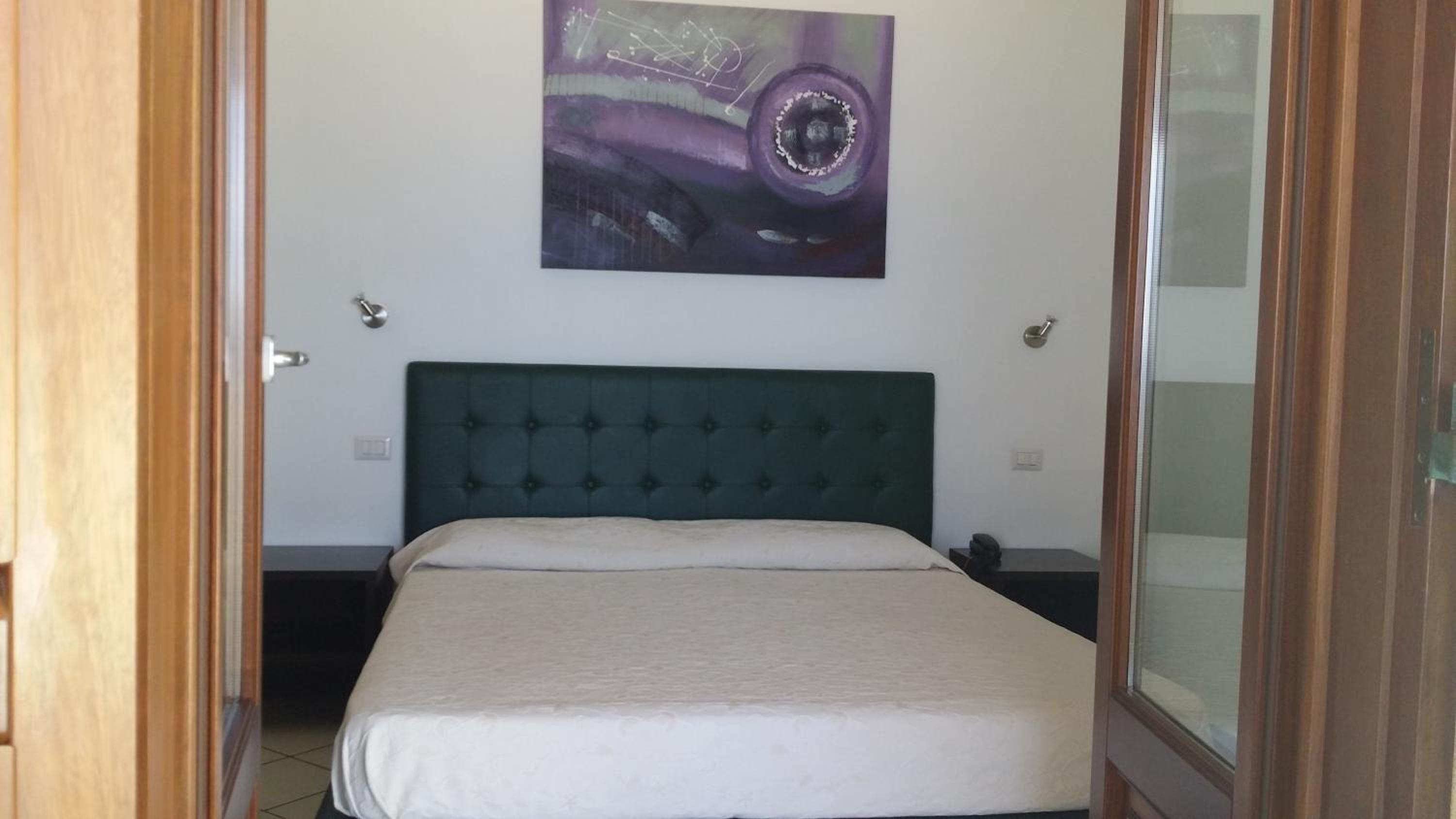 Room, Double or Twin Bed, Sea View, Balcony