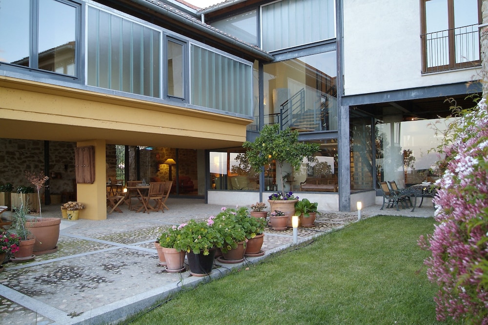 Hotel El Turcal 2/41