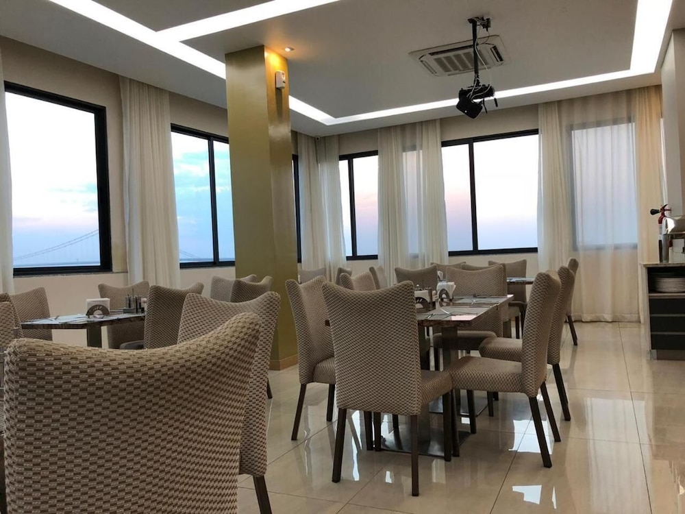 Blu Sky Hotel 19/25