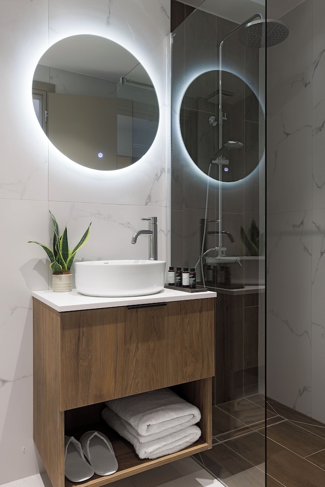 Ermass Modern Living Apartments 8/50