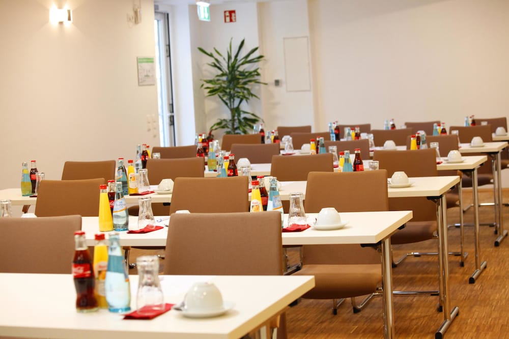 Goethe Business Hotel 48/52