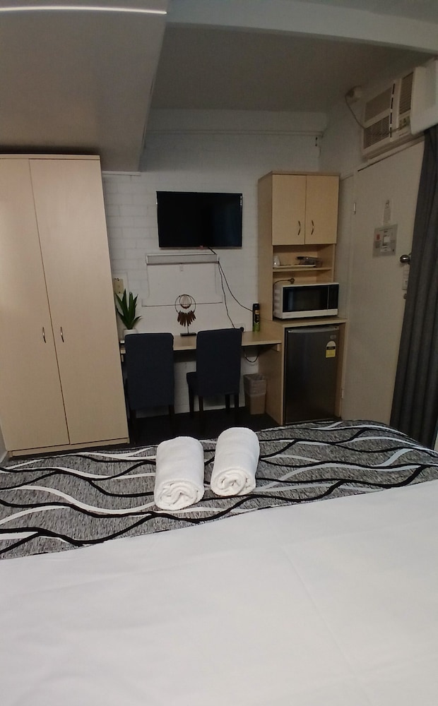 KAPUTAR MOTEL - NARRABRI 44/62