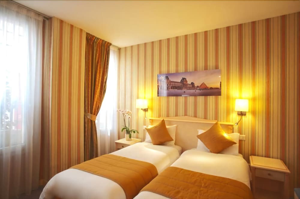 Hotel Louvre Sainte Anne 34/62