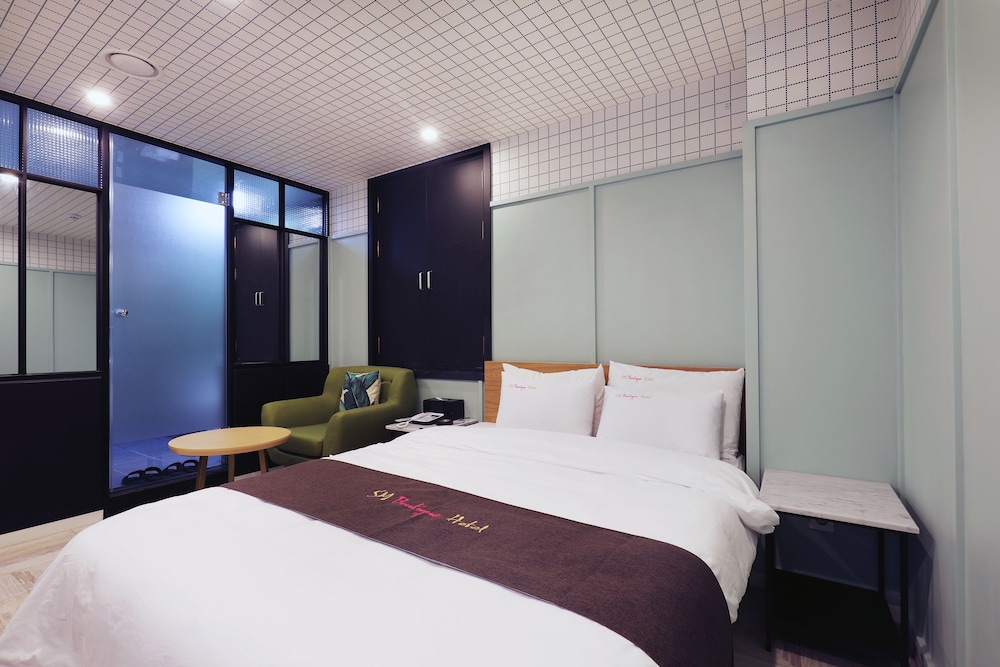 Sm Boutique Hotel 8/50