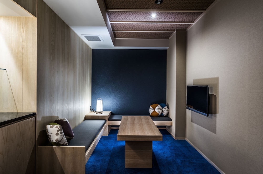 Nagi Kyoto Shijo 36/41
