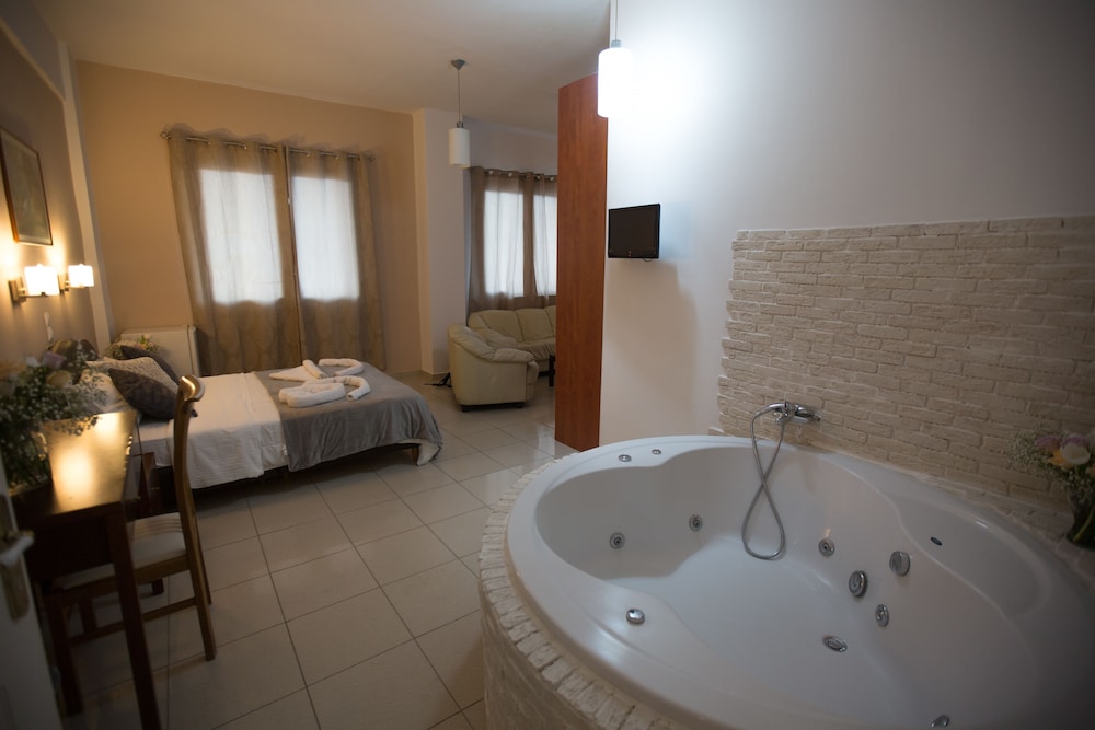 Cavallari Palace Hotel Suites 46/48