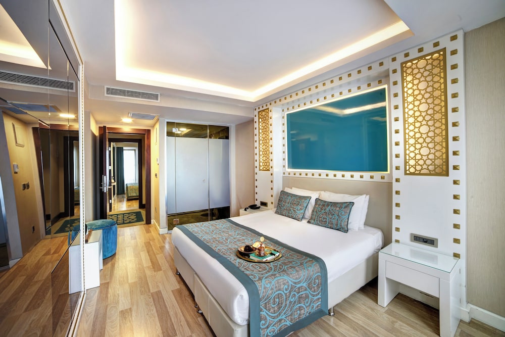 Great Fortune Hotel & SPA 17/70