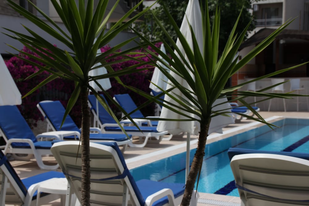 MINTA APART HOTEL 24/57