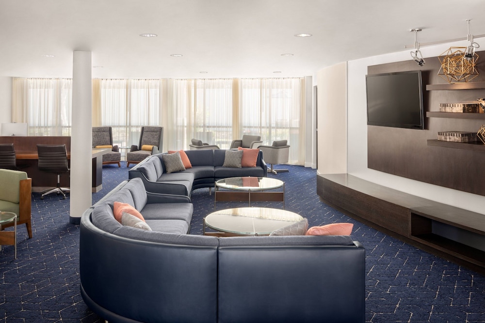 Courtyard by Marriott Portland Airport 43/52