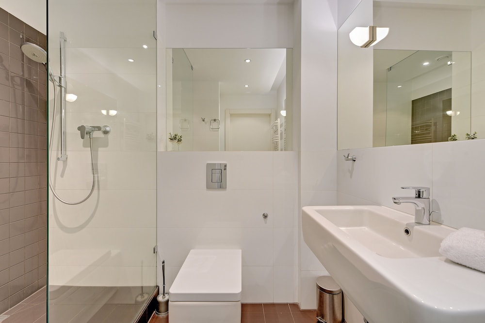 Apartinfo Waterlane Apartments 45/50