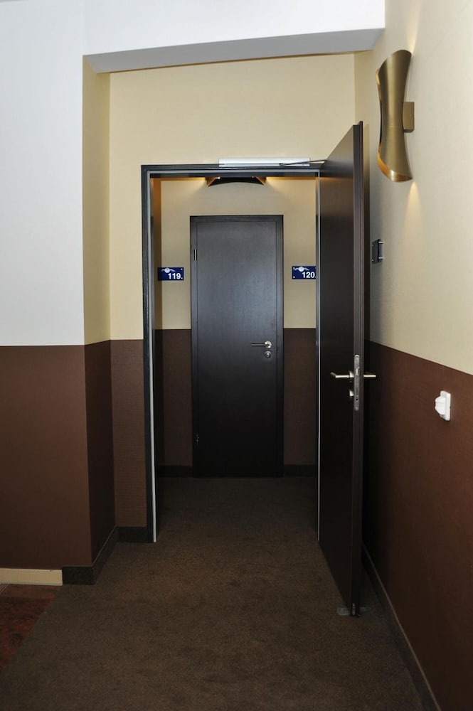 Hotel Atlas Halle 57/71