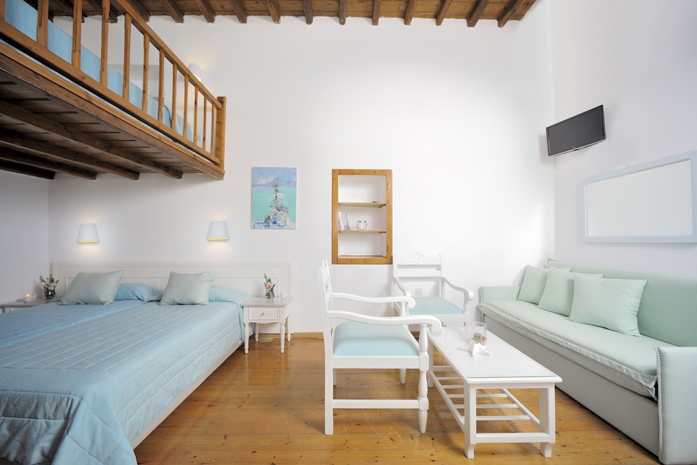 Mykonos Beach Hotel 15/65