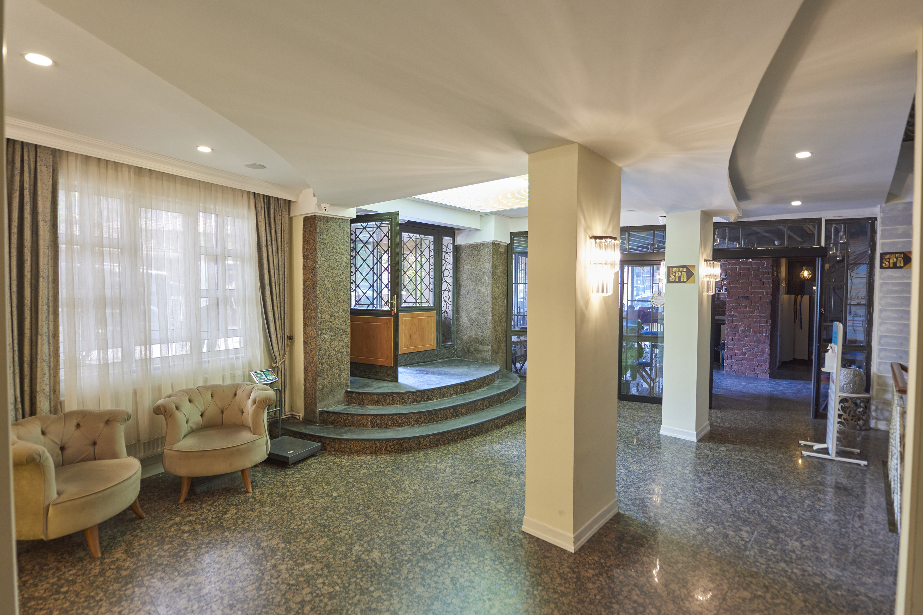Sunlight Hotel 32/45