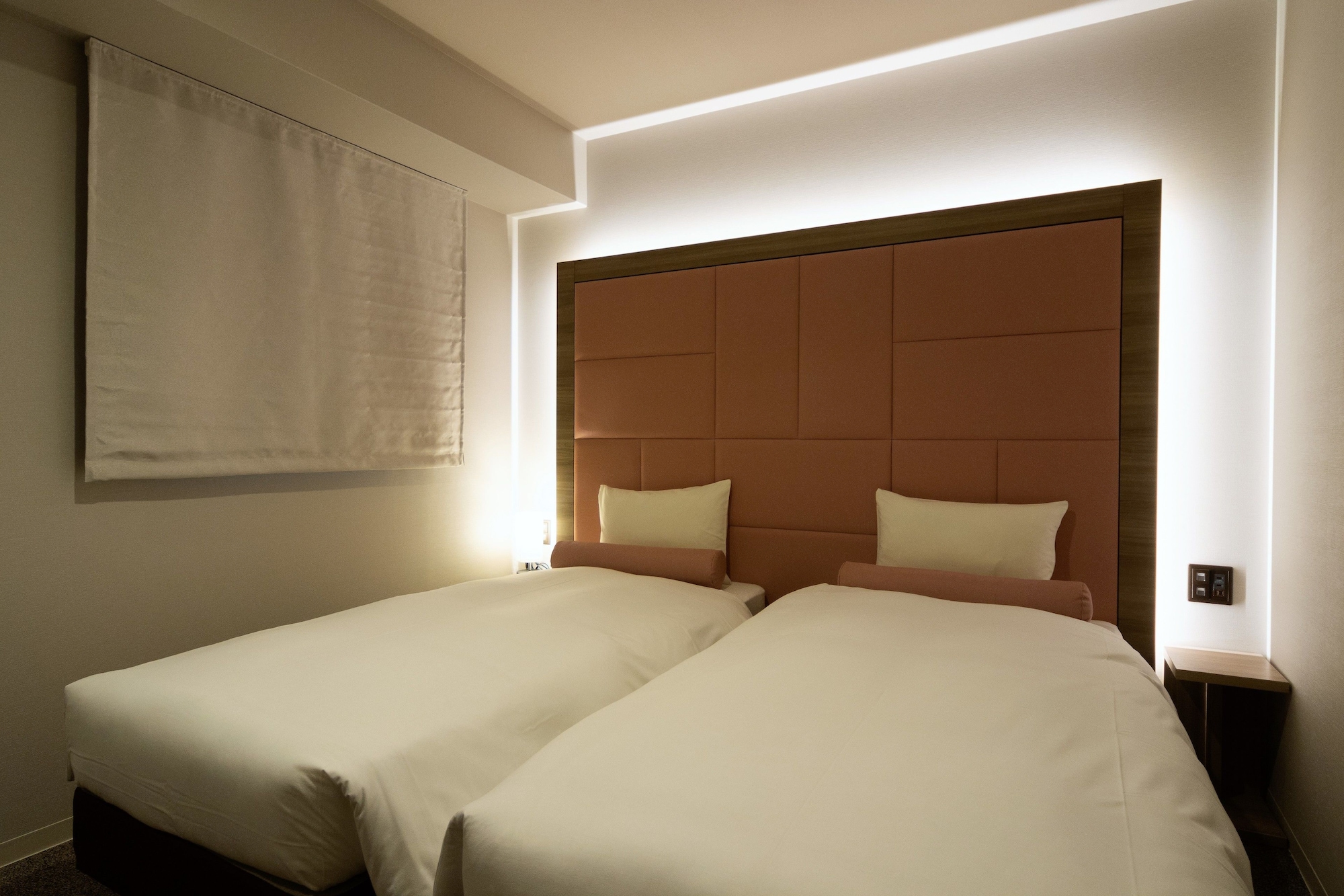 STANDARD, TWIN BEDS