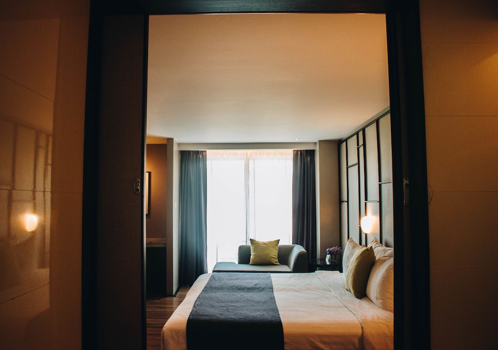 Page 10 Hotel 22/71