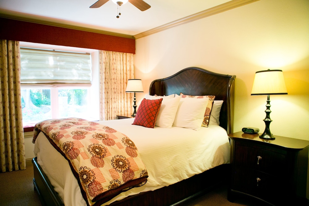 Sanford Houses Inn and Spa 15/50