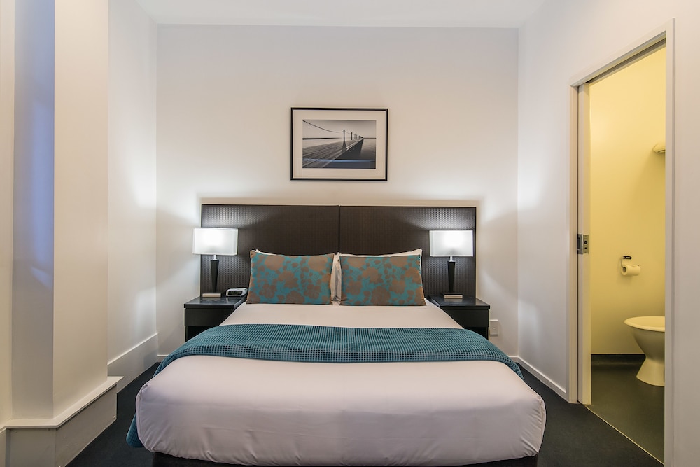 Gilmer Serviced Apartments 26/55
