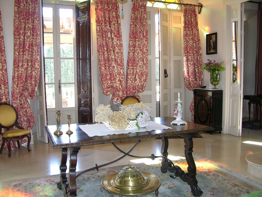 CASA DE LOS BATES 3/27