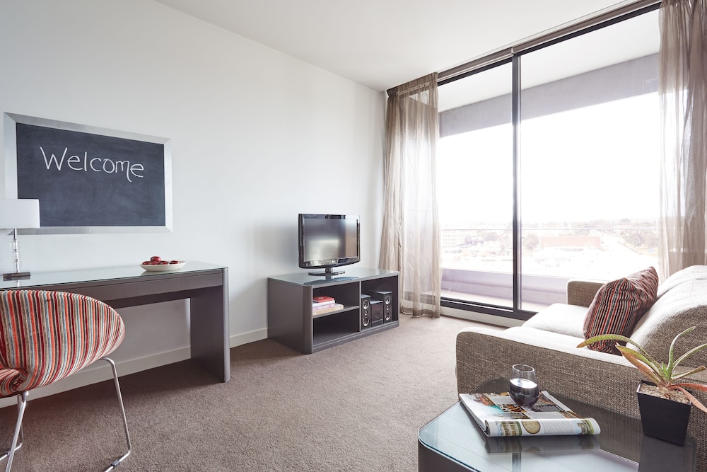 Dandenong Central Apartment Hotel (ex Punthill Dandenong) 24/35