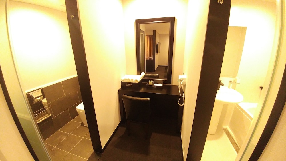 Gangneung Tourist Hotel 52/60
