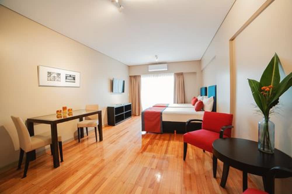 ARC Callao Studios & Suites 14/36