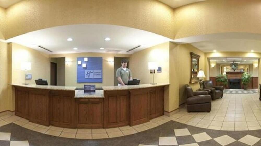 Holiday Inn Express Hotel Suites Paragould 3/60