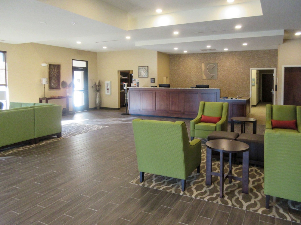 Comfort Suites Summerville 2/19