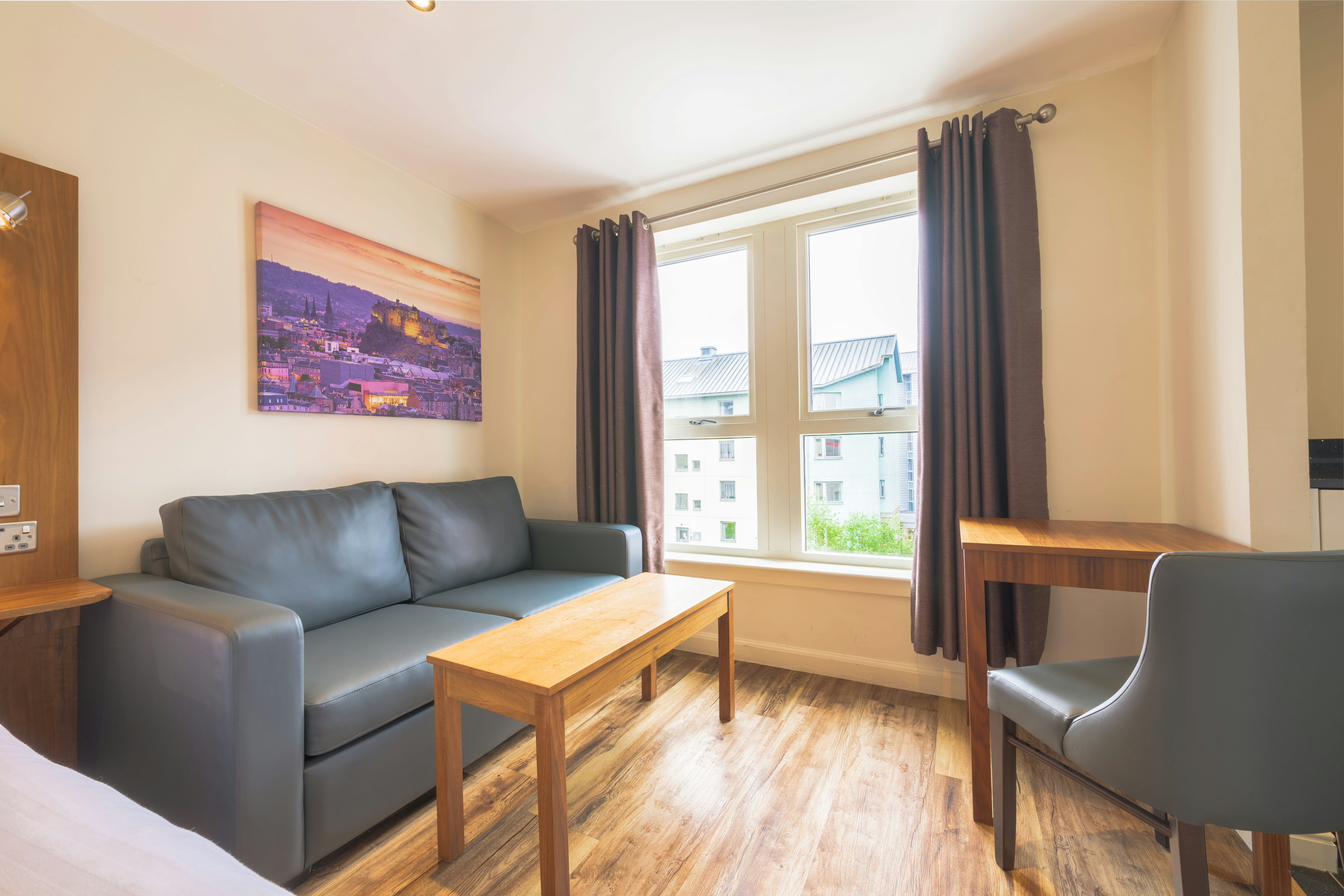 Holyrood Aparthotel 53/81