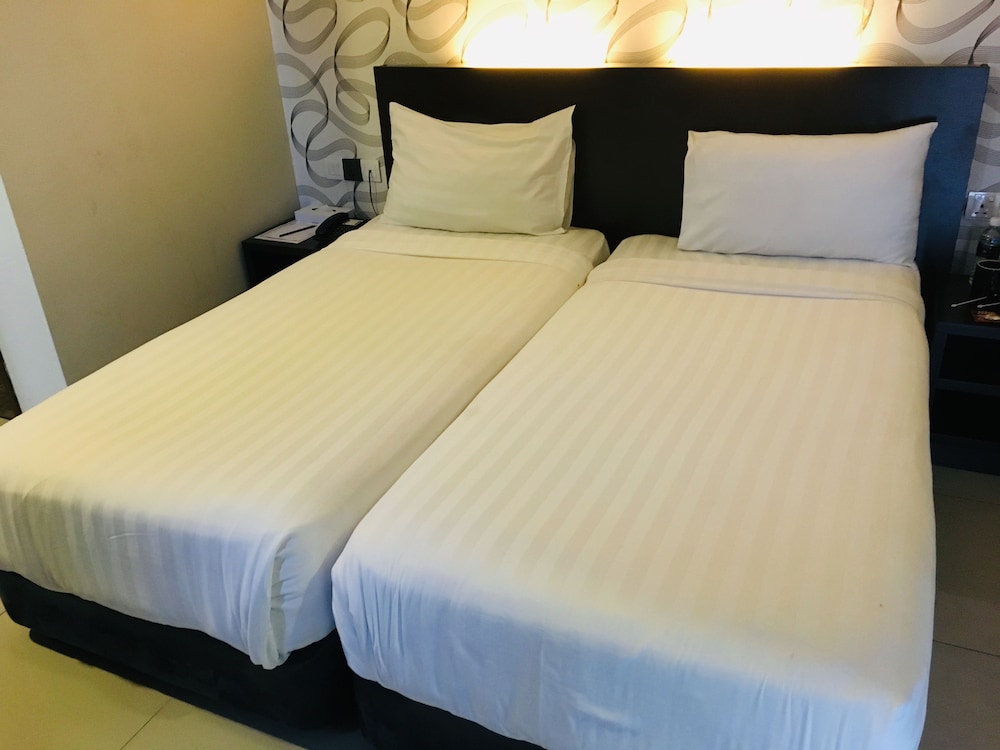 IZUMI HOTEL BUKIT BINTANG 28/52