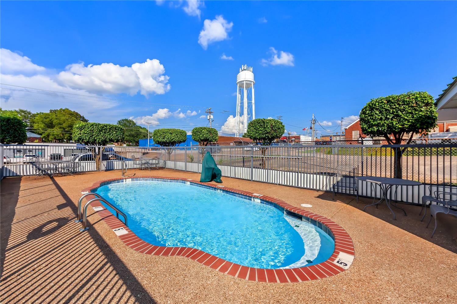 Days Inn by Wyndham Lexington 25/25