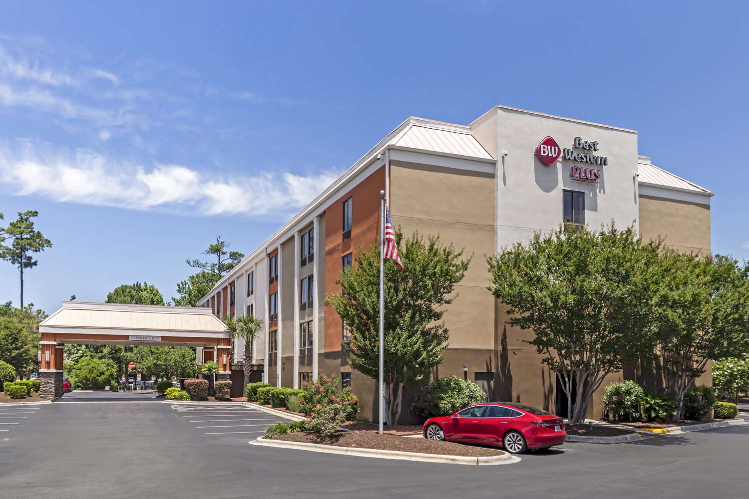 Best Western Plus Wilmington/Wrightsville Beach 13/14
