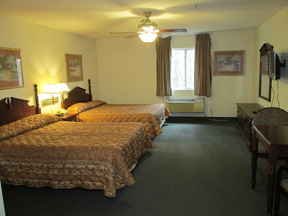 High Falls Hide-A-Way Lodging 9/49