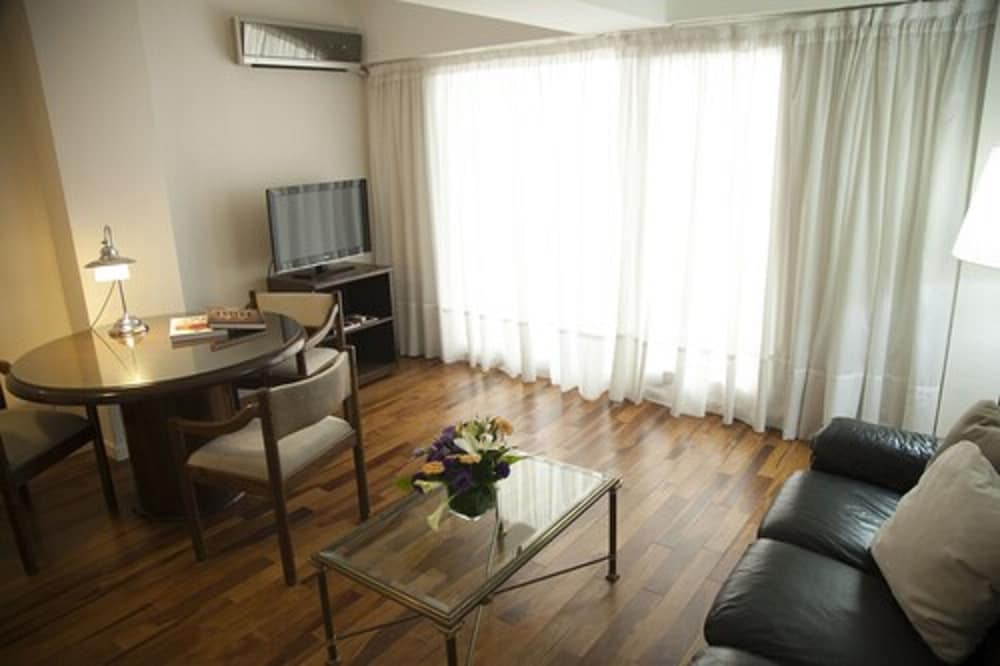 Feirs Park Hotel 39/40