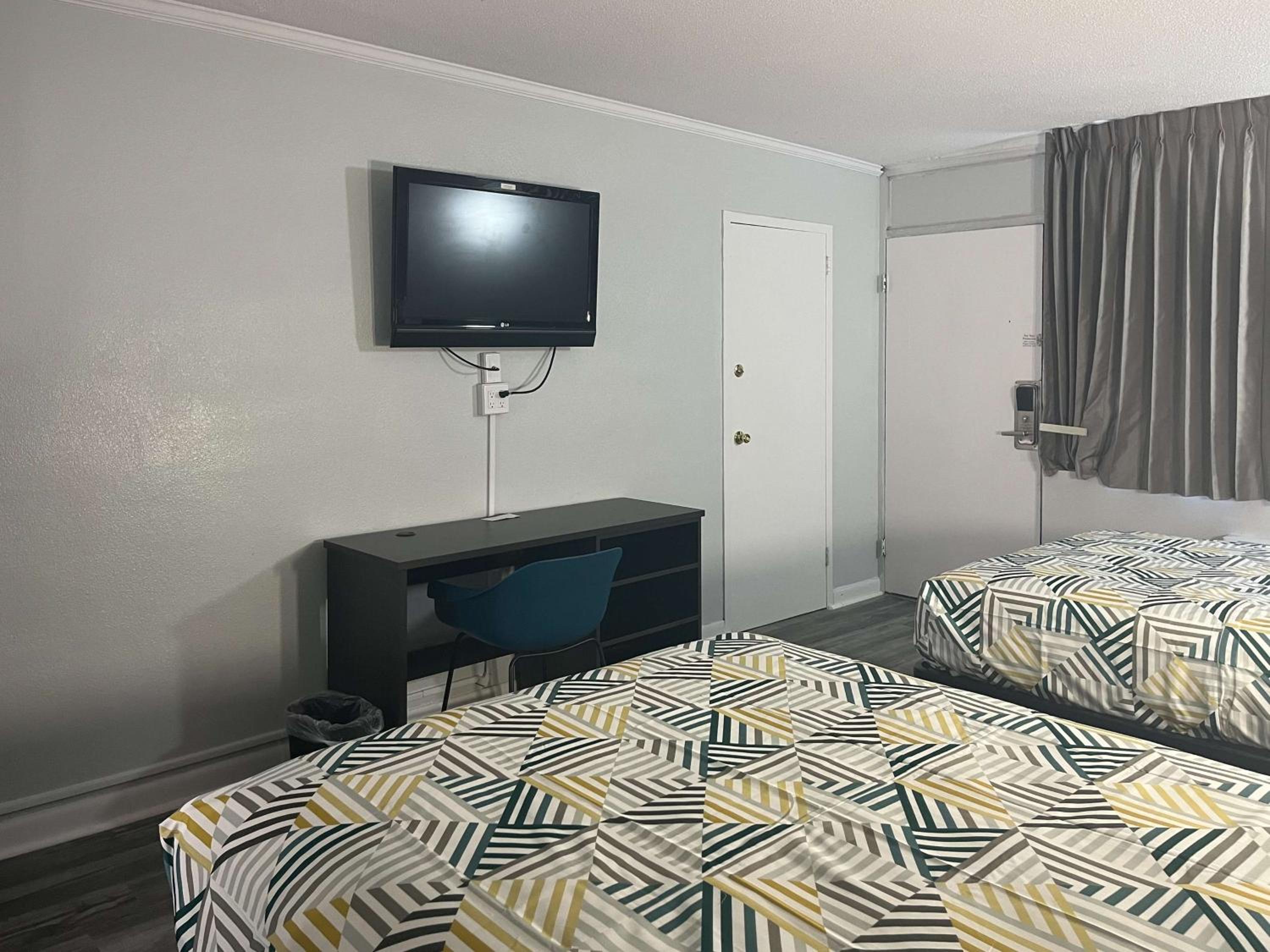 Studio6 Suites Pocomoke City, MD 24/27