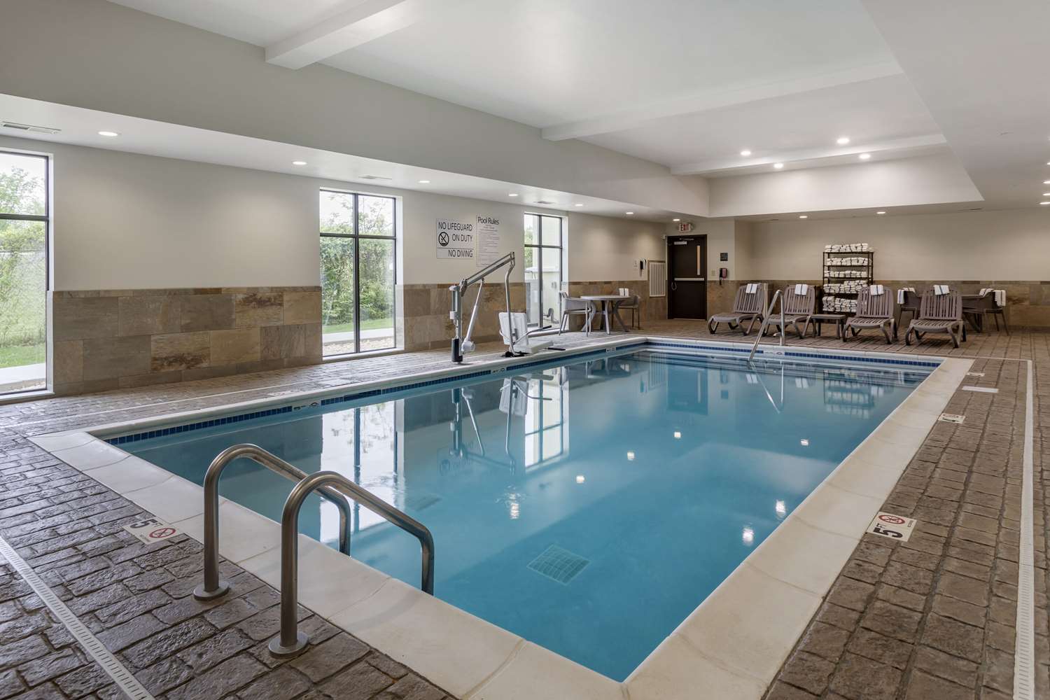 MainStay Suites Bowling Green North 9/17