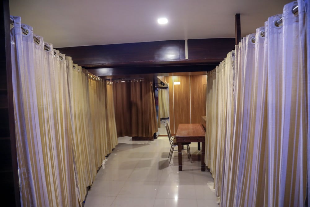 Hotel Alibaba Mumbai 3/31